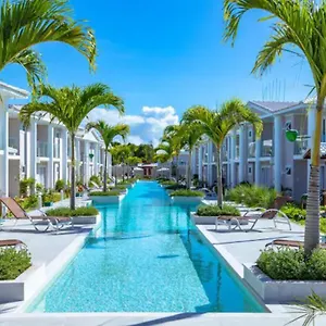 https://arraial-dajuda-altos-da-pitinga-3-suites.hotelsportoseguro.com